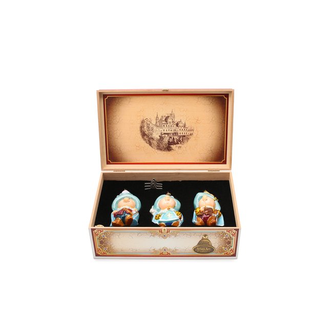 фото Набор елочных игрушек три хрюшкетера atlas art