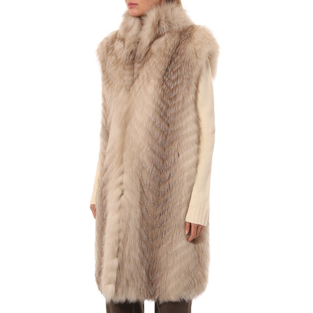фото Жилет кендис из меха лисы furland