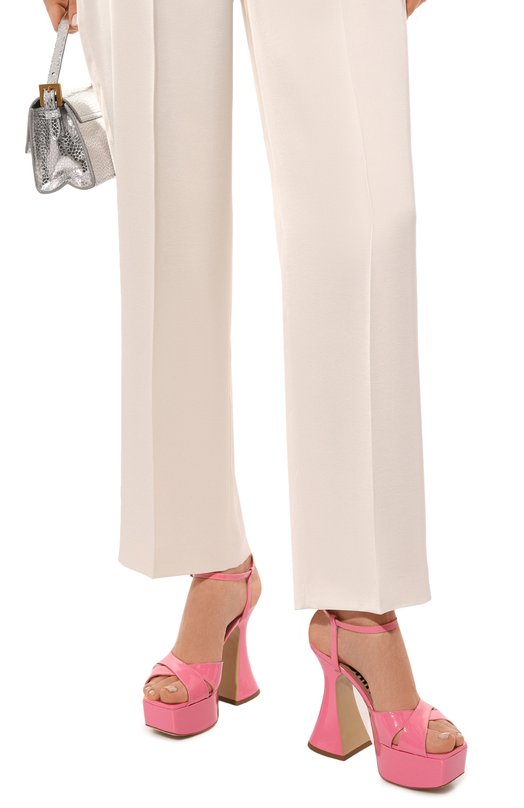 фото Кожаные босоножки moschino