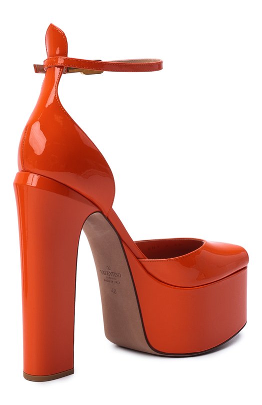 фото Кожаные босоножки tan-go valentino