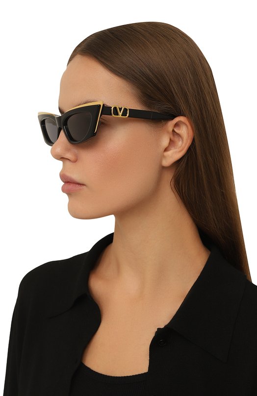 фото Солнцезащитные очки valentino
