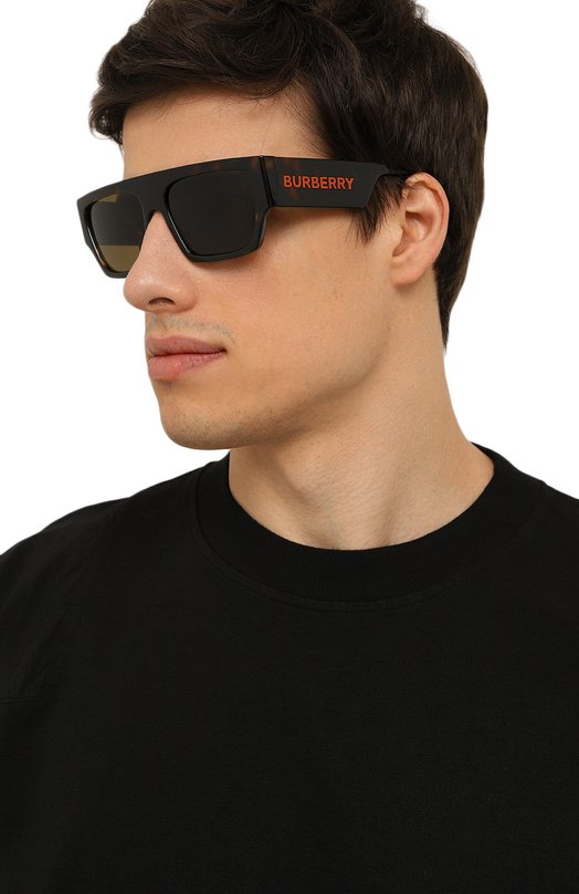 фото Солнцезащитные очки burberry