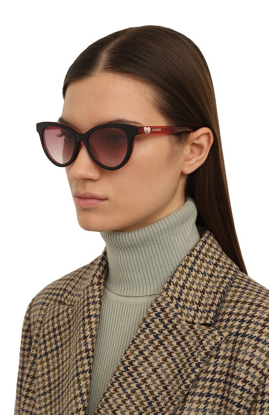 фото Солнцезащитные очки moschino