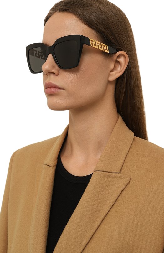 фото Солнцезащитные очки versace