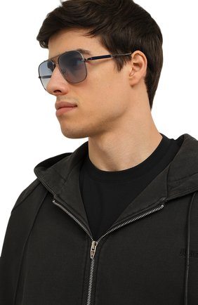 Мужские солнцезащитные очки TOM FORD серого цвета по цене 33400 руб., арт. TF669 12W | Фото 2 Мужские солнцезащитные очки TOM FORD серого цвета, арт. TF669 12W | Фото 2