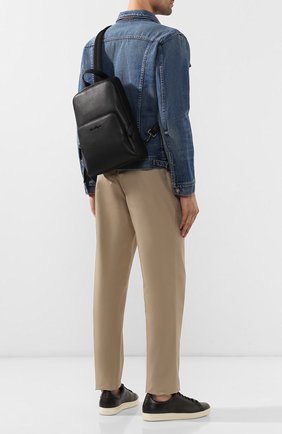 Мужской кожаный рюкзак SALVATORE FERRAGAMO черного цвета по цене 125000 руб., арт. Z-0714784 | Фото 2 Мужской кожаный рюкзак SALVATORE FERRAGAMO черного цвета, арт. Z-0714784 | Фото 2
