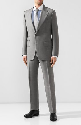 Мужская хлопковая сорочка TOM FORD голубого цвета по цене 57250 руб., арт. 4FT192/94SWAX | Фото 2 Мужская хлопковая сорочка TOM FORD голубого цвета, арт. 4FT192/94SWAX | Фото 2 (Длина (для топов): Стандартные; Материал внешний: Хлопок; Рукава: Длинные; Статус проверки: Проверена категория, Проверено; Принт: Однотонные; Случай: Формальный; Манжеты: На пуговицах; Воротник: Акула; Региональные ограничения белый список (Axapta Mercury): RU)
