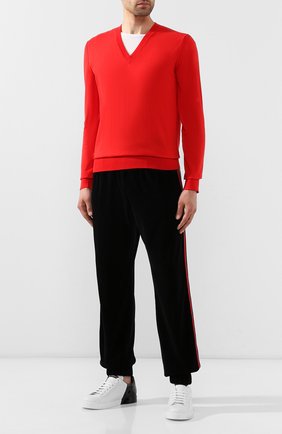 Мужской хлопковый пуловер DOLCE & GABBANA красного цвета по цене 43600 руб., арт. GX563T/JACDE | Фото 2 Мужской хлопковый пуловер DOLCE & GABBANA красного цвета, арт. GX563T/JACDE | Фото 2