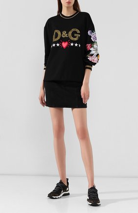 Женский хлопковый свитшот DOLCE & GABBANA черного цвета по цене 99800 руб., арт. F9E30Z/G7TBG | Фото 2 Женский хлопковый свитшот DOLCE & GABBANA черного цвета, арт. F9E30Z/G7TBG | Фото 2