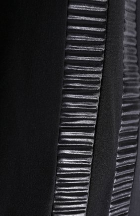 Женские черные шерстяные брюки Bottega Veneta, арт. 590921/VKCX0 купить в ЦУМ | Фото №4 Шерстяные брюки Bottega Veneta черные | Фото №4