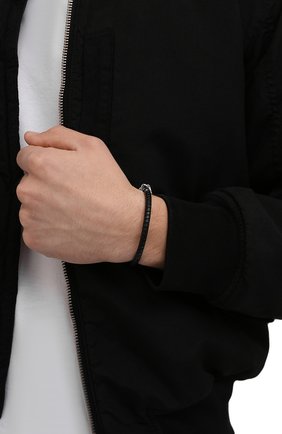 Мужской кожаный браслет ALEXANDER MCQUEEN черного цвета, арт. 554600/J127I | Фото 2 (Статус проверки: Проверена категория; Материал: Кожа, Натуральная кожа)