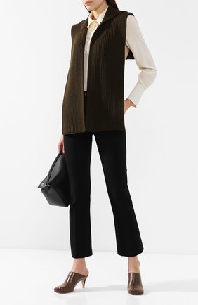 Женский зеленый кашемировый шарф Bottega Veneta, арт. 576690/3V201 купить в ЦУМ | Фото №2 Кашемировый шарф Bottega Veneta зеленый | Фото №2