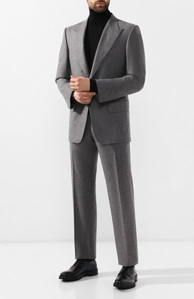 Мужской шерстяной костюм TOM FORD серого цвета по цене 346500 руб., арт. 631R10/21AL43 | Фото 1 Мужской шерстяной костюм TOM FORD серого цвета, арт. 631R10/21AL43 | Фото 1 (Материал подклада: Шелк, Купро; Материал внешний: Шерсть; Рукава: Длинные; Костюмы М: Однобортный; Стили: Классический)