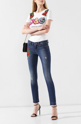 Женские джинсы DOLCE & GABBANA синего цвета по цене 69950 руб., арт. FTAH7Z/G898L | Фото 2 Женские джинсы DOLCE & GABBANA синего цвета, арт. FTAH7Z/G898L | Фото 2