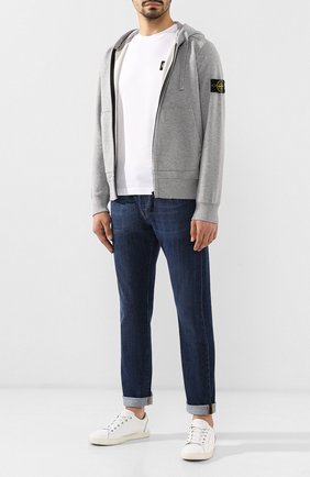 Мужская хлопковая толстовка STONE ISLAND светло-серого цвета по цене 20950 руб., арт. 711560220 | Фото 2 Мужская хлопковая толстовка STONE ISLAND светло-серого цвета, арт. 711560220 | Фото 2