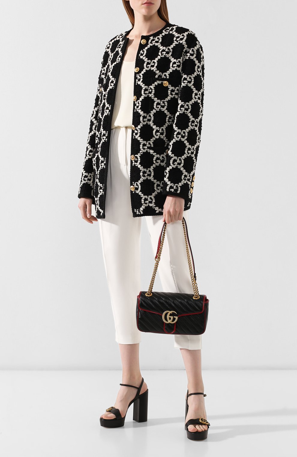 Женская сумка gg marmont GUCCI черная цвета, арт. 443497/00LFX купить в ЦУМ | Фото №2 Сумка GG Marmont Gucci черная цвета | Фото №2