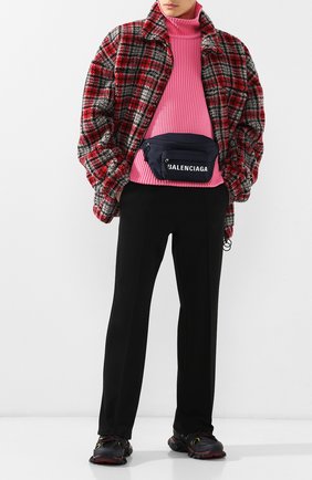 Мужская текстильная поясная сумка wheel BALENCIAGA темно-синего цвета по цене 52950 руб., арт. 533009/HPG1X | Фото 2 Мужская текстильная поясная сумка wheel BALENCIAGA темно-синего цвета, арт. 533009/HPG1X | Фото 2