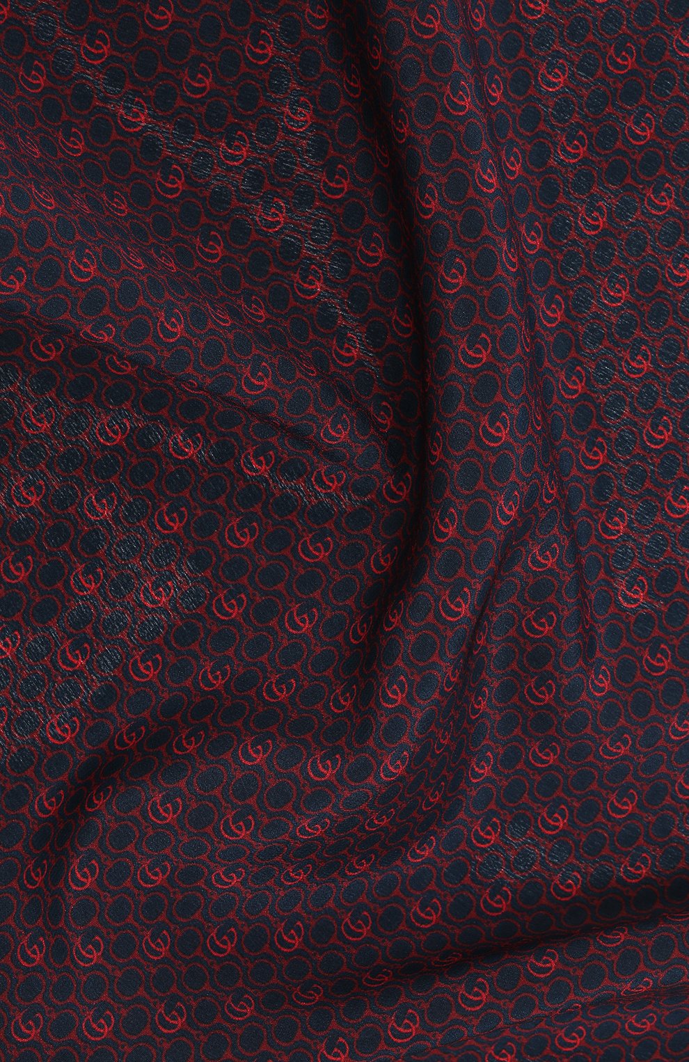 Мужской шелковый платок GUCCI красного цвета по цене 9950 руб., арт. 573510/4G005 | Фото 2 Мужской шелковый платок GUCCI красного цвета, арт. 573510/4G005 | Фото 2