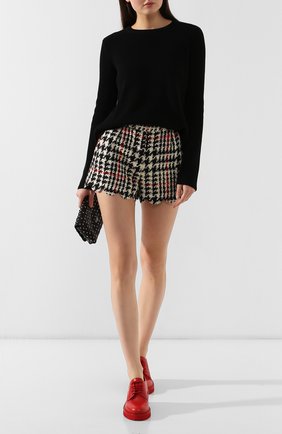 Женские шерстяные шорты REDVALENTINO разноцветного цвета по цене 23150 руб., арт. SR3RFB35/499 | Фото 2 Женские шерстяные шорты REDVALENTINO разноцветного цвета, арт. SR3RFB35/499 | Фото 2