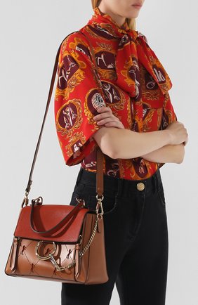 Женская сумка faye day small CHLOÉ светло-коричневая цвета, арт. CHC19AS322B43 купить в ЦУМ | Фото №5 Сумка Faye Day small Chloé светло-коричневая цвета | Фото №5