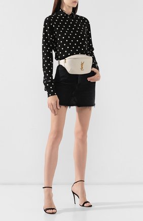 Женская поясная сумка classic SAINT LAURENT белого цвета по цене 69950 руб., арт. 589959/DME0W | Фото 2 Женская поясная сумка classic SAINT LAURENT белого цвета, арт. 589959/DME0W | Фото 2