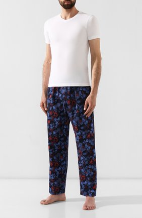 Мужские хлопковые брюки CALVIN KLEIN синего цвета по цене 5780 руб., арт. NM1664E | Фото 2 Мужские хлопковые брюки CALVIN KLEIN синего цвета, арт. NM1664E | Фото 2
