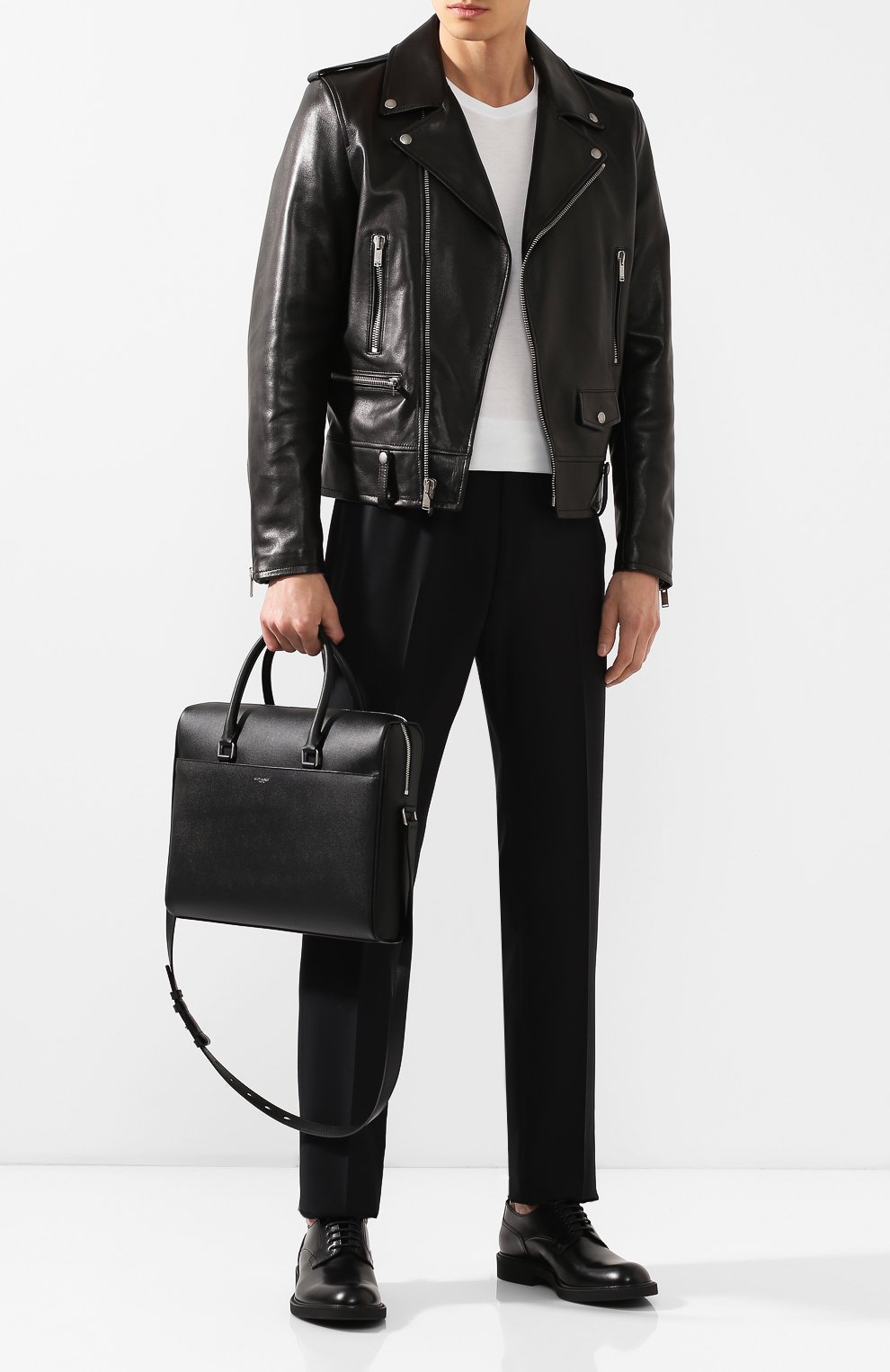 Мужская кожаная сумка для ноутбука SAINT LAURENT черного цвета по цене 95400 руб., арт. 556999/BTY0E | Фото 2 Мужская кожаная сумка для ноутбука SAINT LAURENT черного цвета, арт. 556999/BTY0E | Фото 2