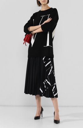 Женская кожаные туфли valentino garavani vltn VALENTINO черного цвета по цене 47300 руб., арт. SW2S0Q35/DGQ | Фото 2 Женская кожаные туфли valentino garavani vltn VALENTINO черного цвета, арт. SW2S0Q35/DGQ | Фото 2