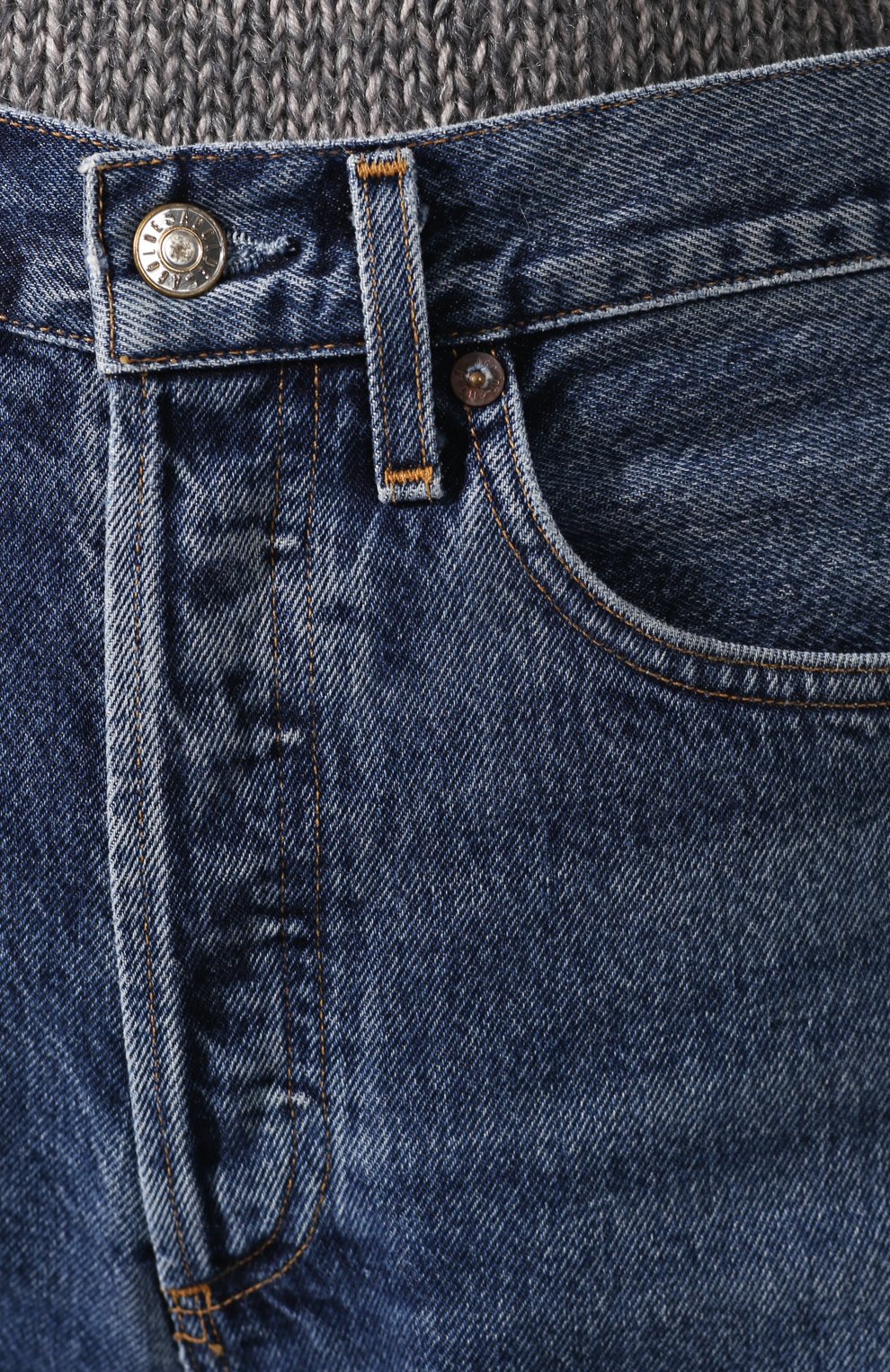 Женские джинсы AGOLDE синего цвета, арт. A069H-811 | Фото 5 (Кросс-КТ: Деним; Длина (брюки, джинсы): Стандартные; Материал внешний: Хлопок, Деним; Детали: Потертости; Статус проверки: Проверена категория)