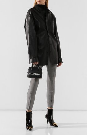 Женская сумка ville xxs BALENCIAGA черная цвета, арт. 550646/00TNM купить в ЦУМ | Фото №2 Сумка Ville XXS Balenciaga черная цвета | Фото №2