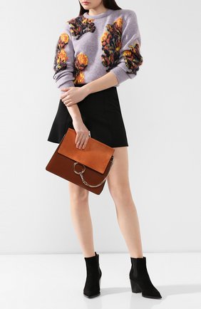 Женская сумка faye medium CHLOÉ коричневого цвета по цене 104000 руб., арт. CHC17SS231H20 | Фото 2 Женская сумка faye medium CHLOÉ коричневого цвета, арт. CHC17SS231H20 | Фото 2