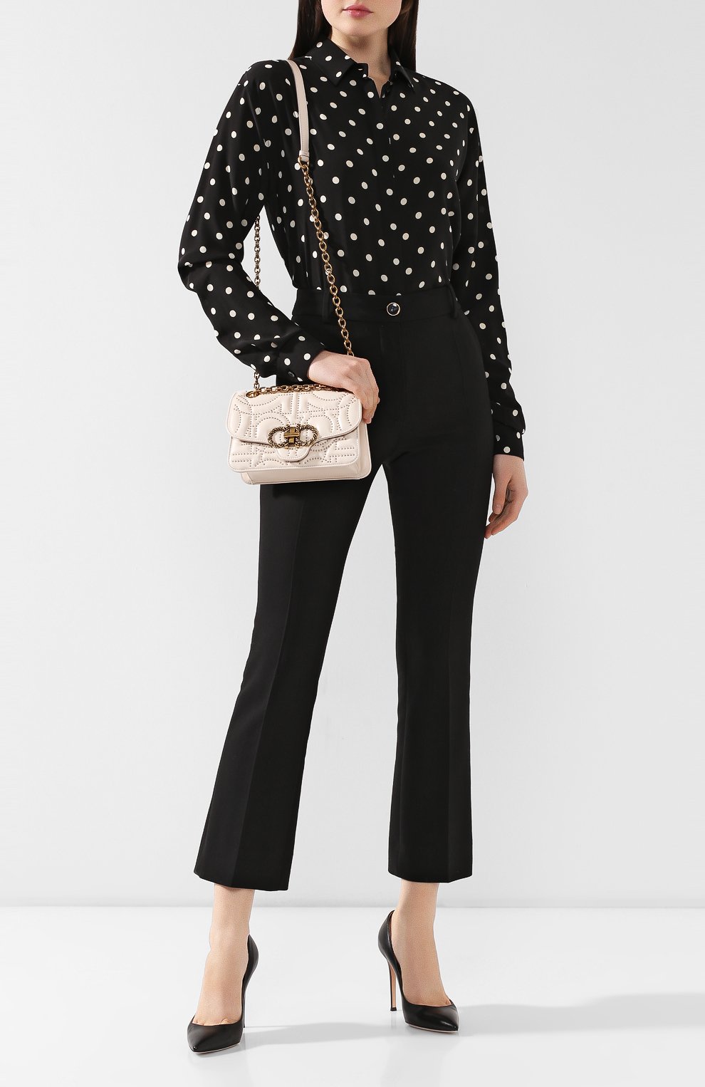 Женская сумка gancini SALVATORE FERRAGAMO кремовая цвета, арт. Z-0716808 купить в ЦУМ | Фото №2 Сумка Gancini Salvatore Ferragamo кремовая цвета | Фото №2