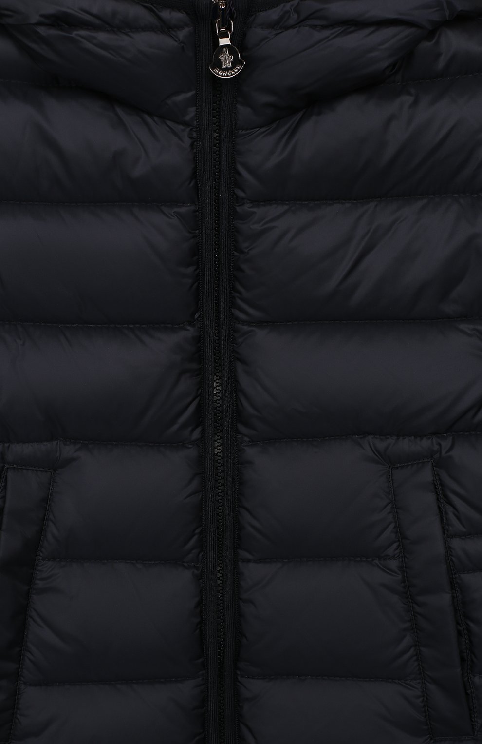 Детское пуховое пальто с капюшоном MONCLER ENFANT синего цвета, арт. E2-954-49948-05-53048/8-10A | Фото 3 (Кросс-КТ: Сезон: зима; Девочки Кросс-КТ: Пуховик-верхняя одежда; Рукава: Длинные; Материал внешний: Синтетический материал; Материал подклада: Синтетический материал; Длина (верхняя одежда): Длинные; Материал утеплителя: Пух и перо; Статус проверки: Проверена категория; Ростовка одежда: 10 - 11 лет | 140 - 146см)