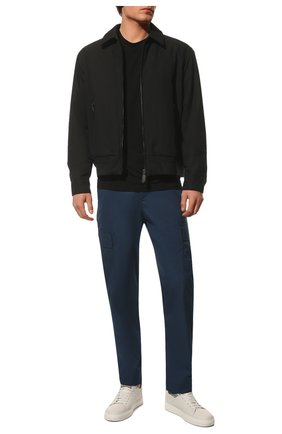 Мужская футболка из вискозы GIORGIO ARMANI черного цвета по цене 29950 руб., арт. 3GST52/SJP4Z | Фото 2 Мужская футболка из вискозы GIORGIO ARMANI черного цвета, арт. 3GST52/SJP4Z | Фото 2 (Длина (для топов): Стандартные; Статус проверки: Проверено, Проверена категория; Рукава: Короткие; Мужское Кросс-КТ: Футболка-одежда; Принт: Без принта; Стили: Кэжуэл; Материал внешний: Вискоза)