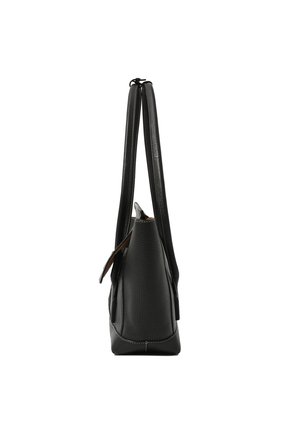 Женская сумка arco medium BOTTEGA VENETA черного цвета по цене 334500 руб., арт. 575941/VMA01 | Фото 4 Женская сумка arco medium BOTTEGA VENETA черного цвета, арт. 575941/VMA01 | Фото 4 (Сумки-технические: Сумки top-handle; Размер: medium; Материал: Натуральная кожа; Статус проверки: Проверено, Проверена категория)