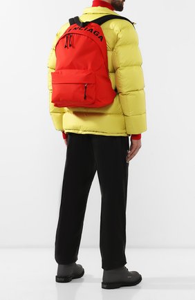 Мужской текстильный рюкзак wheel BALENCIAGA красного цвета по цене 61750 руб., арт. 507460/HPG1X | Фото 2 Мужской текстильный рюкзак wheel BALENCIAGA красного цвета, арт. 507460/HPG1X | Фото 2