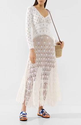 Женское платье loewe x paula's ibiza LOEWE белого цвета по цене 191000 руб., арт. S32966100T | Фото 2 Женское платье loewe x paula's ibiza LOEWE белого цвета, арт. S32966100T | Фото 2 (Материал внешний: Хлопок; Статус проверки: Проверено, Проверена категория; Материал подклада: Вискоза; Рукава: Длинные; Случай: Повседневный; Длина Ж (юбки, платья, шорты): Макси; Женское Кросс-КТ: Платье-одежда)