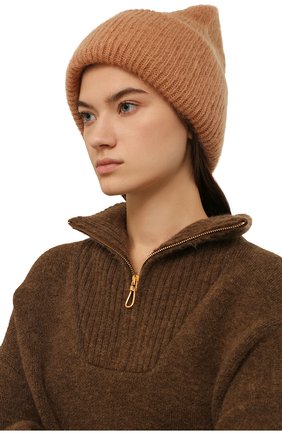 Женская шапка TAK.ORI бежевого цвета по цене 18500 руб., арт. HTK50027WM050AW19 | Фото 2 Женская шапка TAK.ORI бежевого цвета, арт. HTK50027WM050AW19 | Фото 2