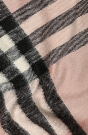 Мужские кашемировый шарф BURBERRY розового цвета по цене 34100 руб., арт. 8015525 | Фото 2 Мужские кашемировый шарф BURBERRY розового цвета, арт. 8015525 | Фото 2