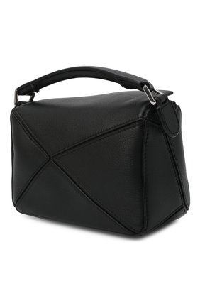 Женская сумка puzzle mini LOEWE черного цвета по цене 133500 руб., арт. 322.30.U95 | Фото 4 Женская сумка puzzle mini LOEWE черного цвета, арт. 322.30.U95 | Фото 4