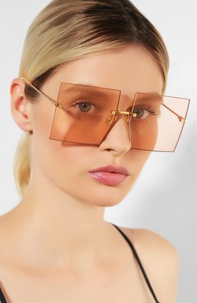 Женские солнцезащитные очки JACQUEMUS розового цвета по цене 24200 руб., арт. LES CARRES 0RANGE | Фото 2 Женские солнцезащитные очки JACQUEMUS розового цвета, арт. LES CARRES 0RANGE | Фото 2