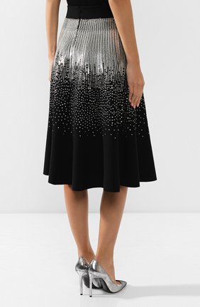 Женская черная юбка с пайетками Givenchy, арт. BW40AT4Z56 купить в ЦУМ | Фото №4 Юбка с пайетками Givenchy черная | Фото №4
