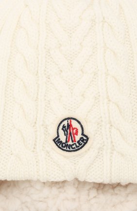 Детского шерстяная шапка MONCLER ENFANT белого цвета по цене 13100 руб., арт. E2-951-99242-05-A9270 | Фото 3 Детского шерстяная шапка MONCLER ENFANT белого цвета, арт. E2-951-99242-05-A9270 | Фото 3