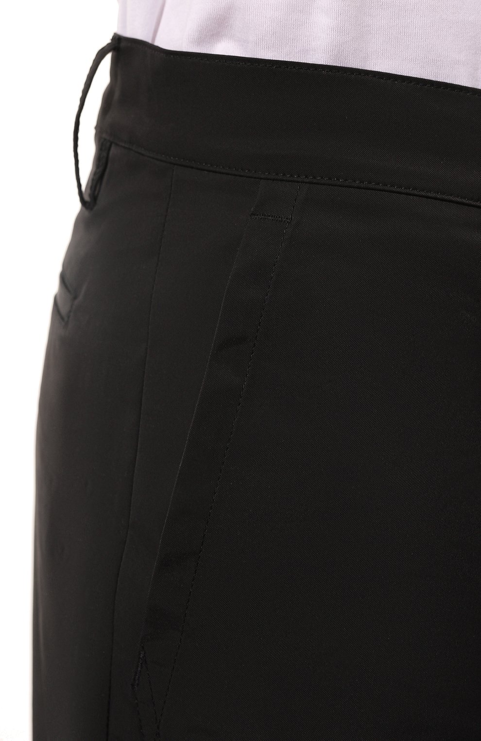 Мужские брюки VALENTINO черного цвета, арт. SV0REA65CKV | Фото 5 (Длина (брюки, джинсы): Стандартные; Случай: Повседневный; Материал внешний: Синтетический материал; Статус проверки: Проверена категория)