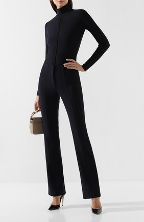 Женская водолазка из вискозы VICTORIA, VICTORIA BECKHAM темно-синего цвета по цене 29850 руб., арт. KNTVV 136 PAW19 VISC0SE BLEND | Фото 2 Женская водолазка из вискозы VICTORIA, VICTORIA BECKHAM темно-синего цвета, арт. KNTVV 136 PAW19 VISC0SE BLEND | Фото 2