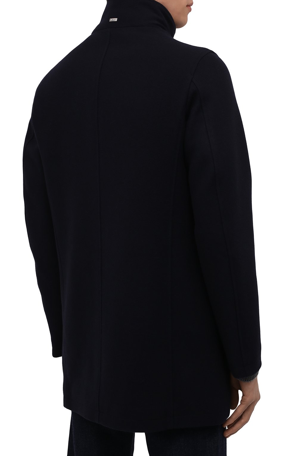 Мужской шерстяное пальто HERNO темно-синего цвета, арт. CA0071U/39601 | Фото 4 (Материал внешний: Шерсть; Застежка: Молния; Рукава: Длинные; Длина (верхняя одежда): До середины бедра; Материал подклада: Синтетический материал; Мужское Кросс-КТ: Верхняя одежда, пальто-верхняя одежда; Стили: Кэжуэл; Статус проверки: Проверена категория)