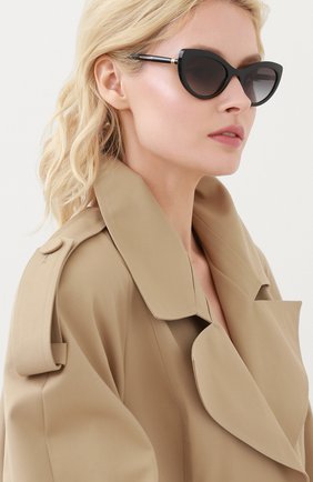 Женские солнцезащитные очки DOLCE & GABBANA черного цвета по цене 14500 руб., арт. 6124-501/8G | Фото 2 Женские солнцезащитные очки DOLCE & GABBANA черного цвета, арт. 6124-501/8G | Фото 2
