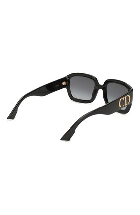 Женские солнцезащитные очки DIOR черного цвета по цене 24550 руб., арт. DDI0R 807 | Фото 4 Женские солнцезащитные очки DIOR черного цвета, арт. DDI0R 807 | Фото 4