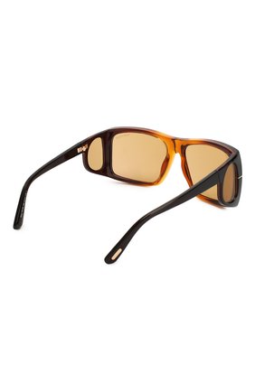 Женские солнцезащитные очки TOM FORD коричневого цвета по цене 25150 руб., арт. TF730 48E | Фото 4 Женские солнцезащитные очки TOM FORD коричневого цвета, арт. TF730 48E | Фото 4