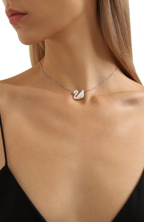 Женская кулон iconic swan SWAROVSKI серебряного цвета по цене 6490 руб., арт. 5215034 | Фото 2 Женская кулон iconic swan SWAROVSKI серебряного цвета, арт. 5215034 | Фото 2